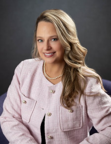 Lina Alexandra Hogan